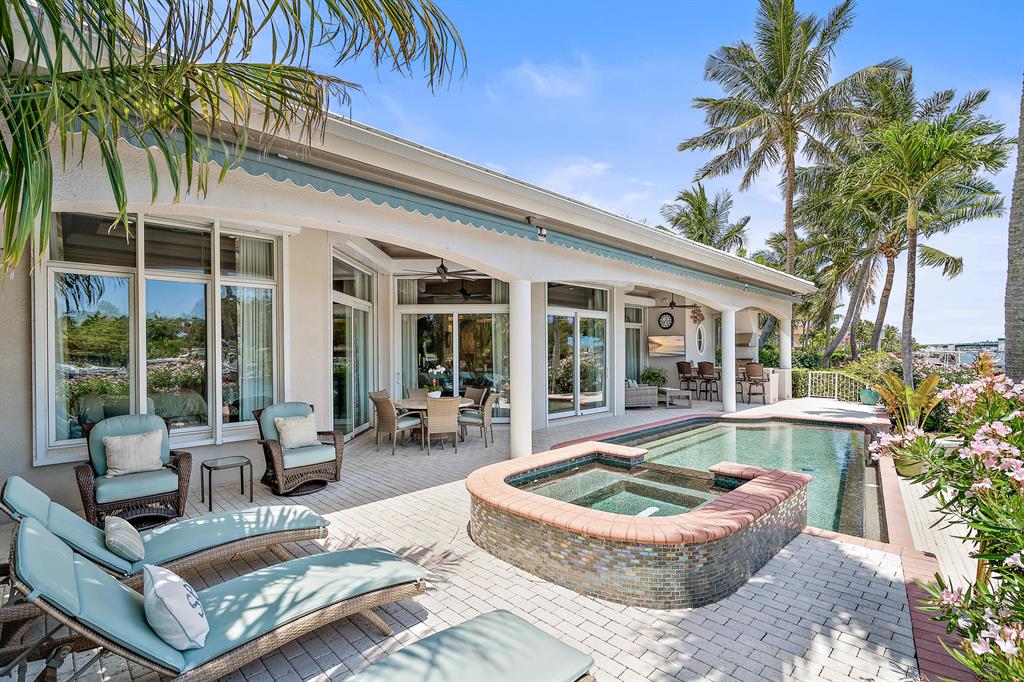 HARBOUR POINT MARINA - Residential