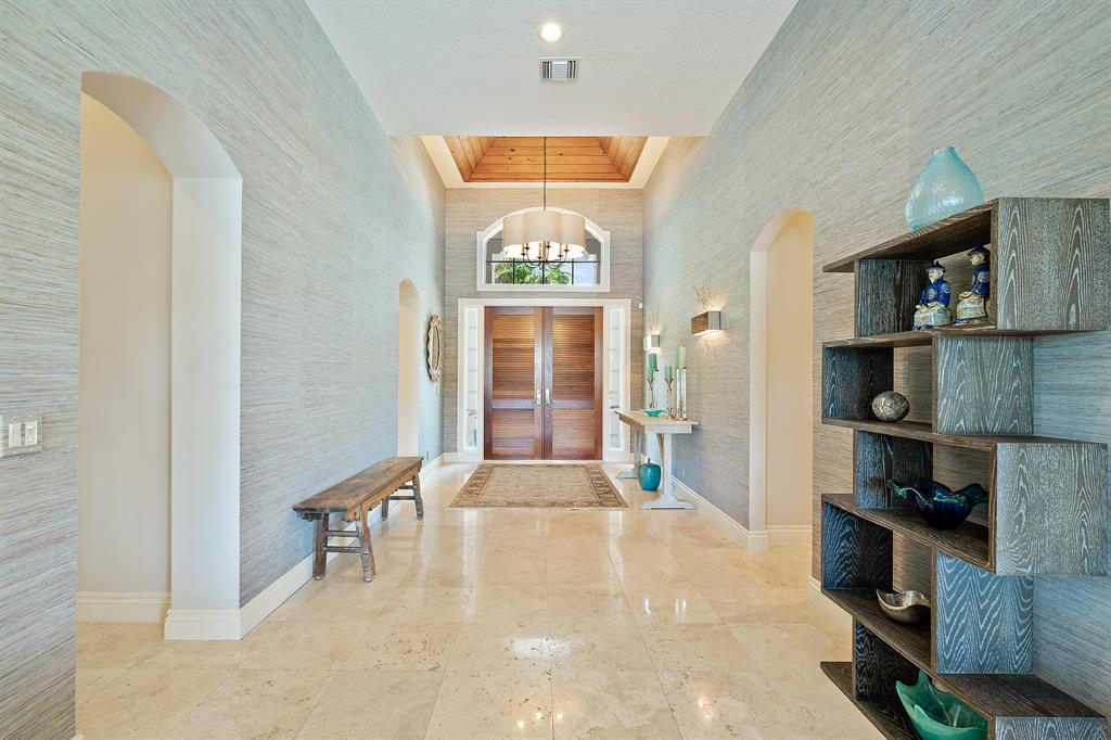 HARBOUR POINT MARINA - Residential