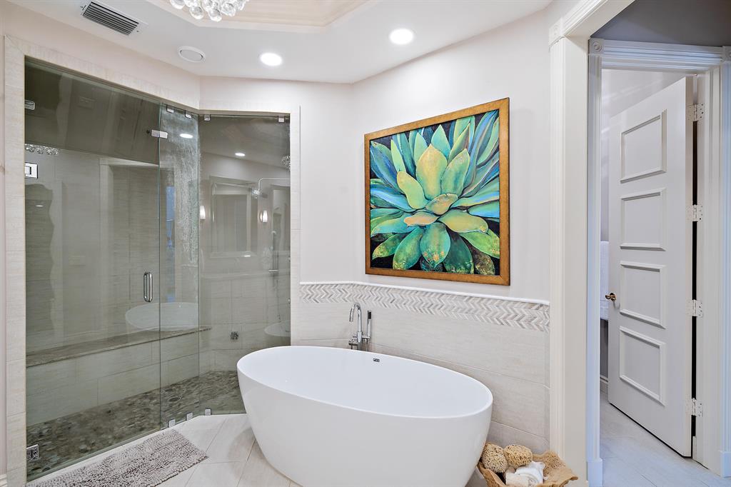 HARBOUR POINT MARINA - Residential