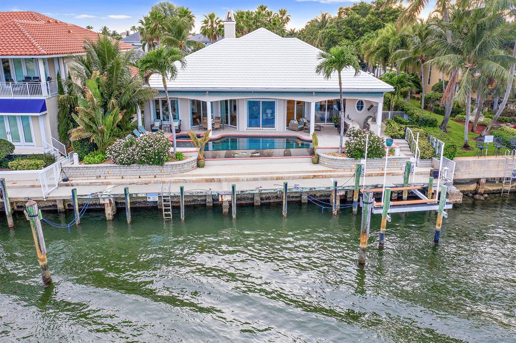 HARBOUR POINT MARINA - Residential