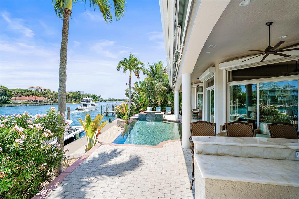 HARBOUR POINT MARINA - Residential