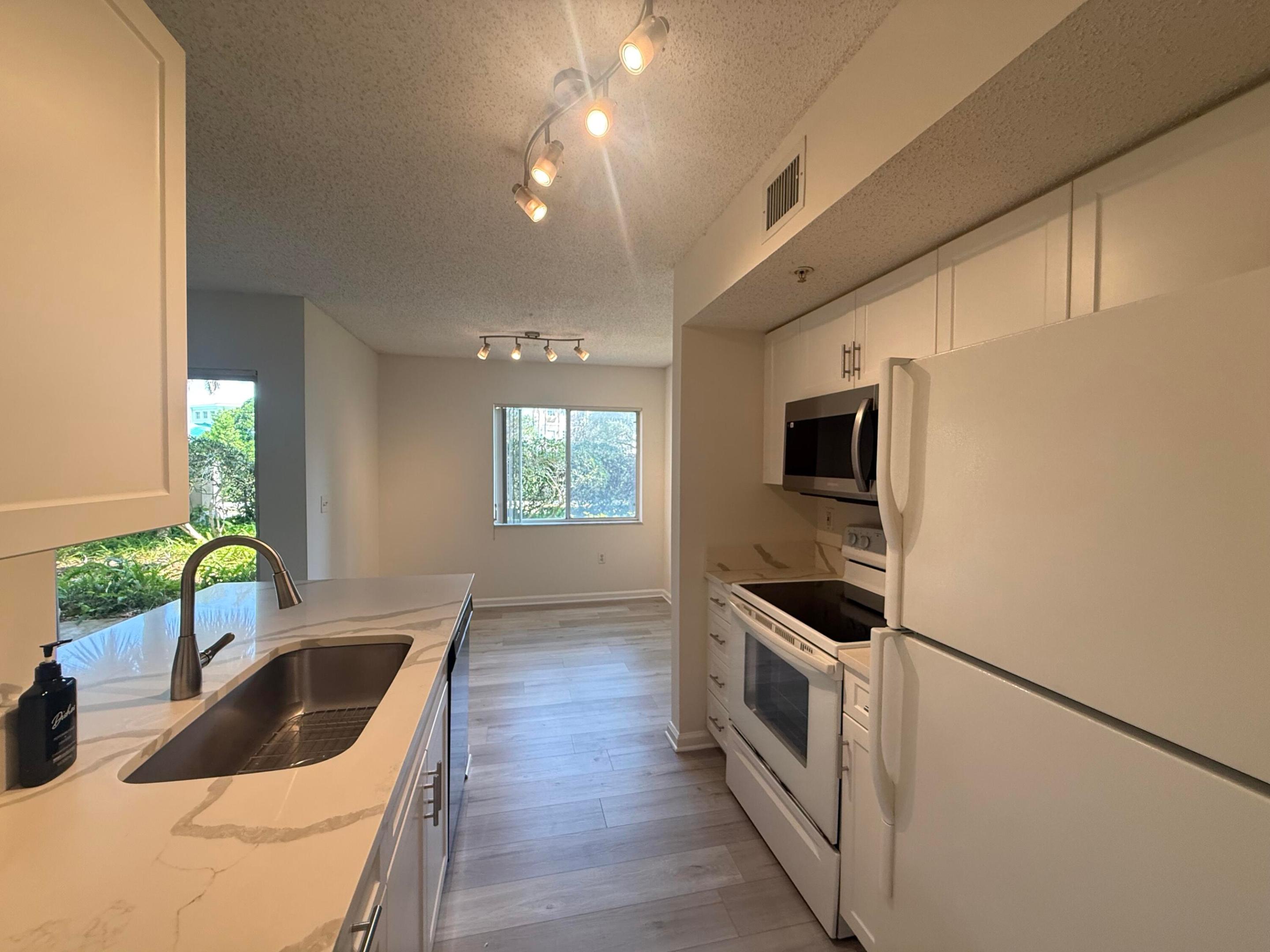 LIGHTHOUSE COVE AT TEQUESTA CONDOMINIUM - Residential Lease
