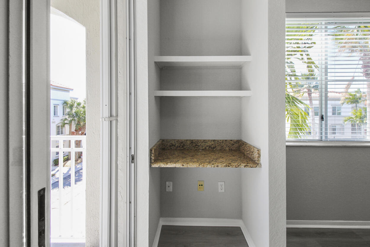 RESIDENCES AT LEGACY PLACE CONDO - Residential