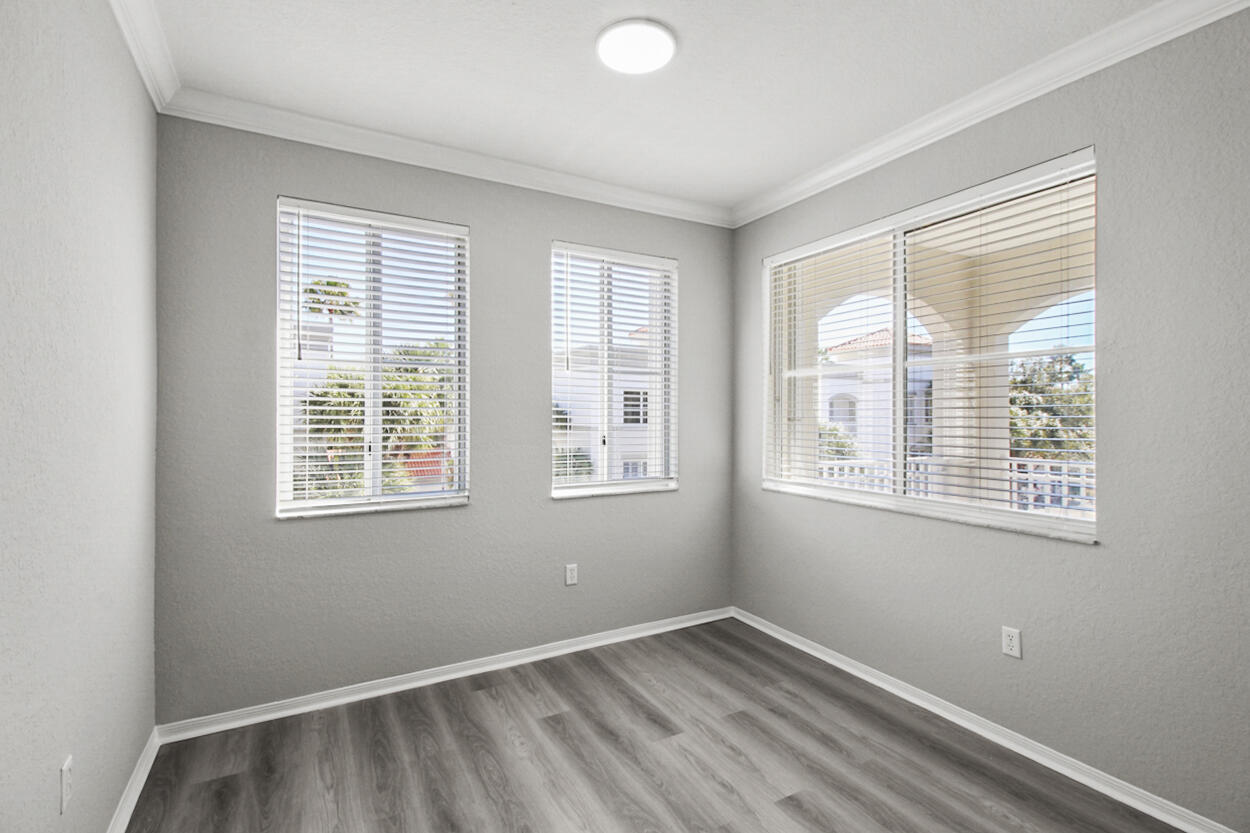 RESIDENCES AT LEGACY PLACE CONDO - Residential