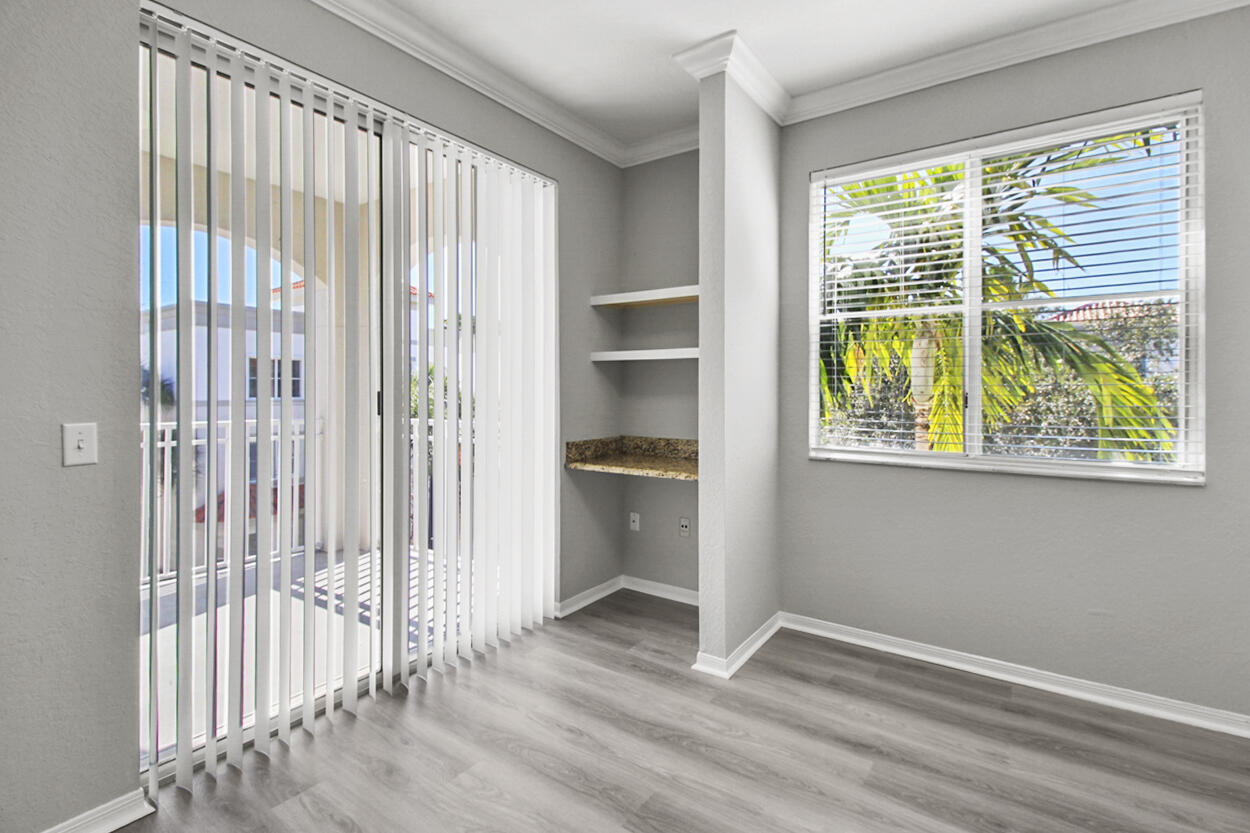 RESIDENCES AT LEGACY PLACE CONDO - Residential