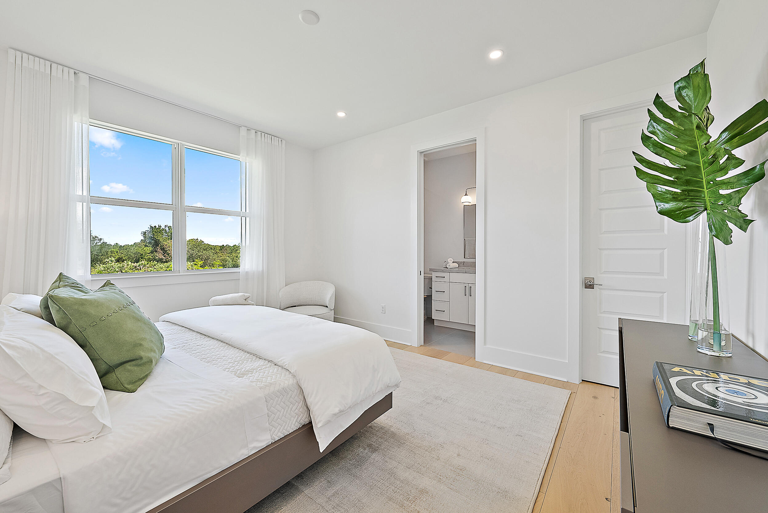 BRIDGEWATER PRESERVE - Residential