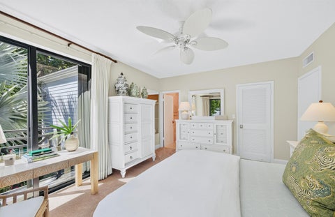 Tiny photo for 1662 S OCEAN Lane #259, Fort Lauderdale, FL 33316 (MLS # B26090022)