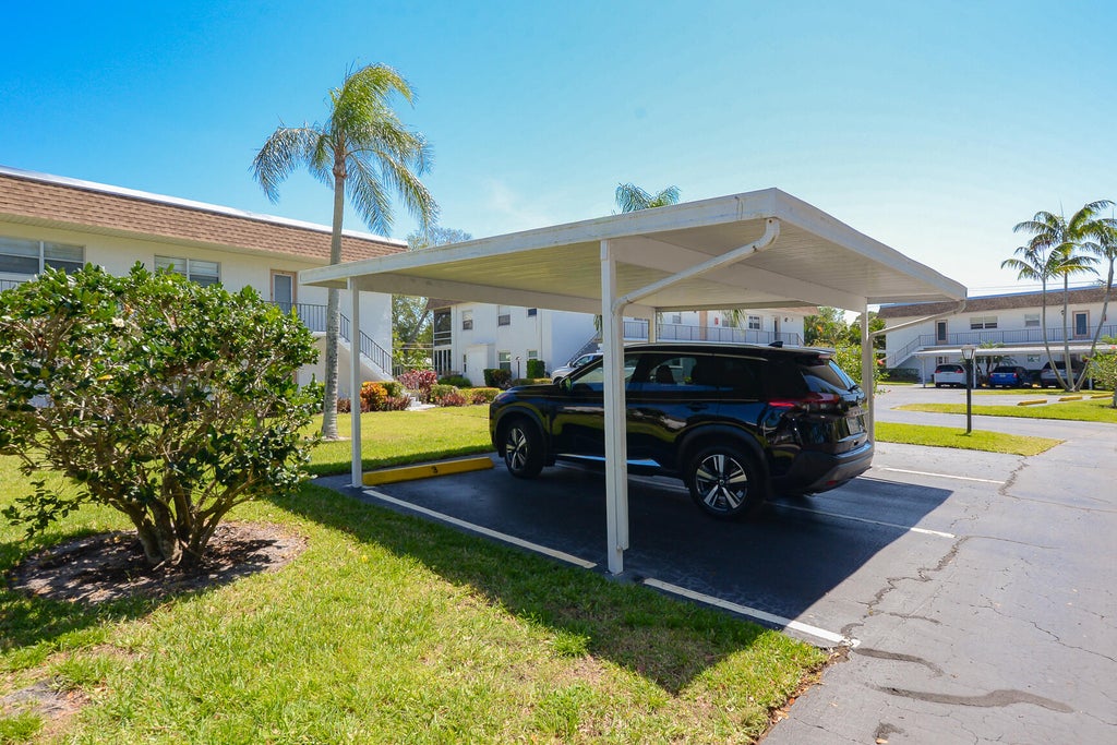 Photo of 2950 SE Ocean Boulevard #11-3, Stuart, FL 34996 (MLS # R11075814)