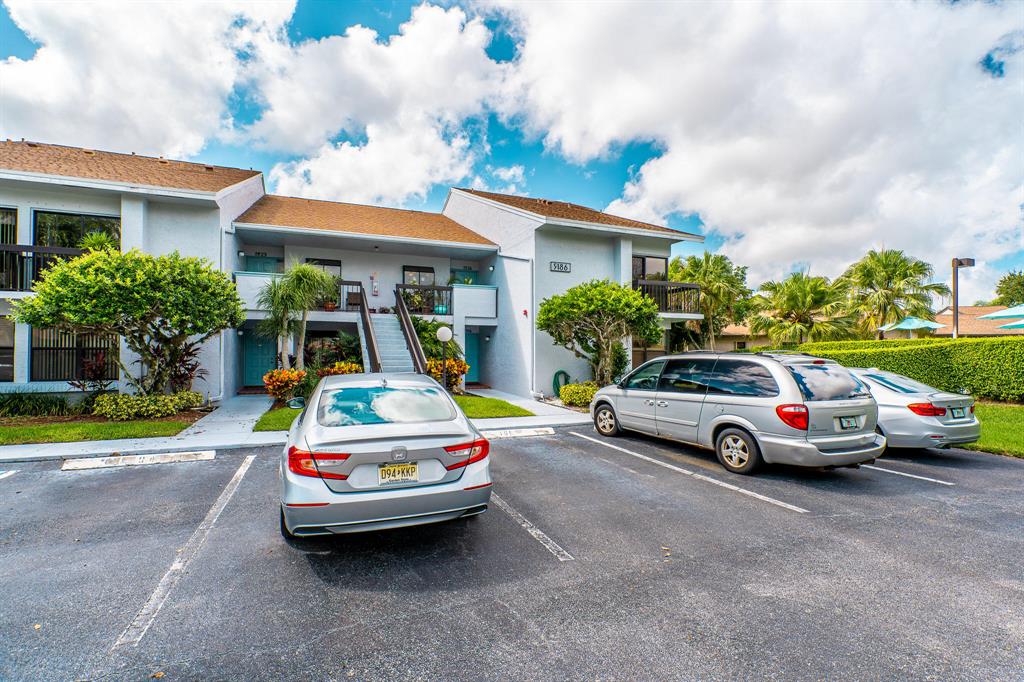 BOCA DELRAY GOLF & COUNTRY CLUB - Residential