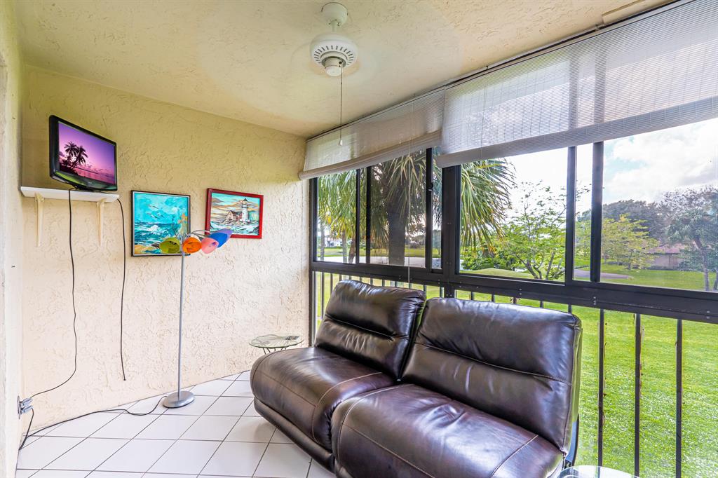 BOCA DELRAY GOLF & COUNTRY CLUB - Residential