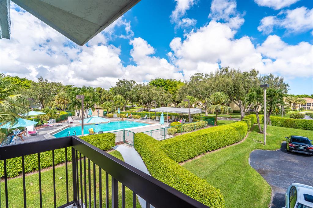 BOCA DELRAY GOLF & COUNTRY CLUB - Residential