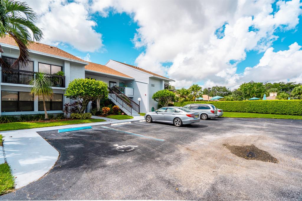 BOCA DELRAY GOLF & COUNTRY CLUB - Residential