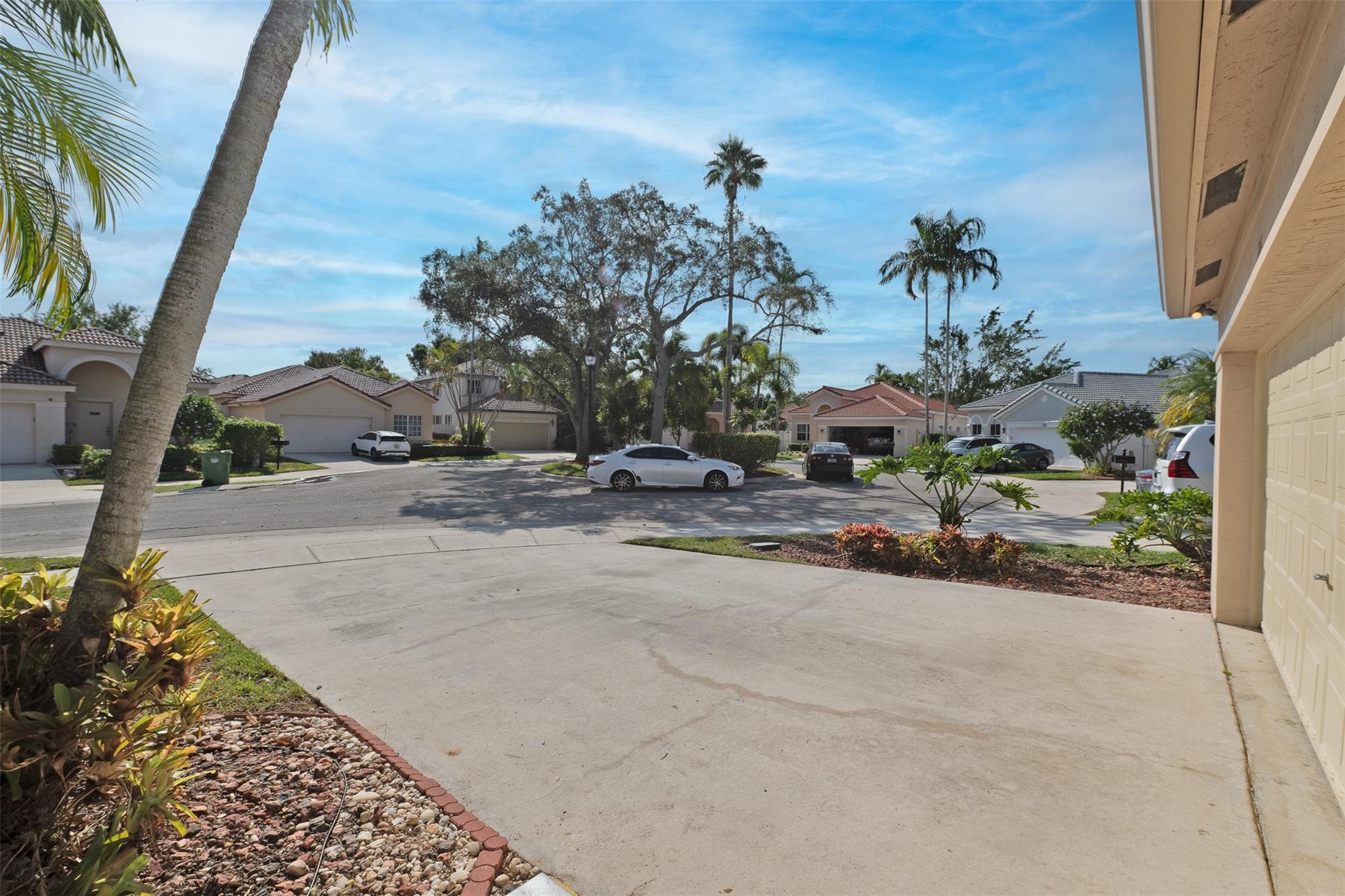 THE MEADOWS - Residential Lease