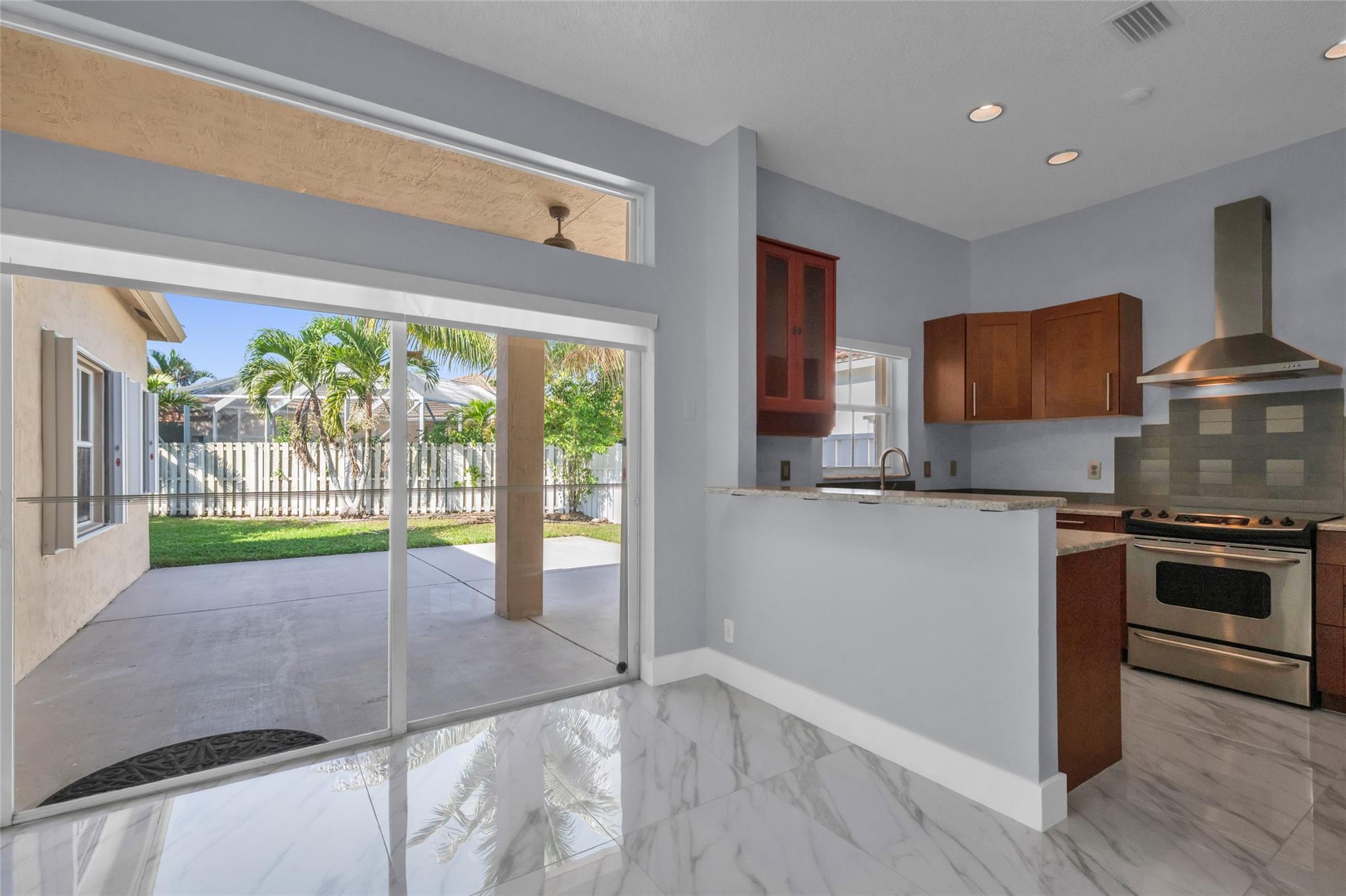 THE MEADOWS - Residential Lease