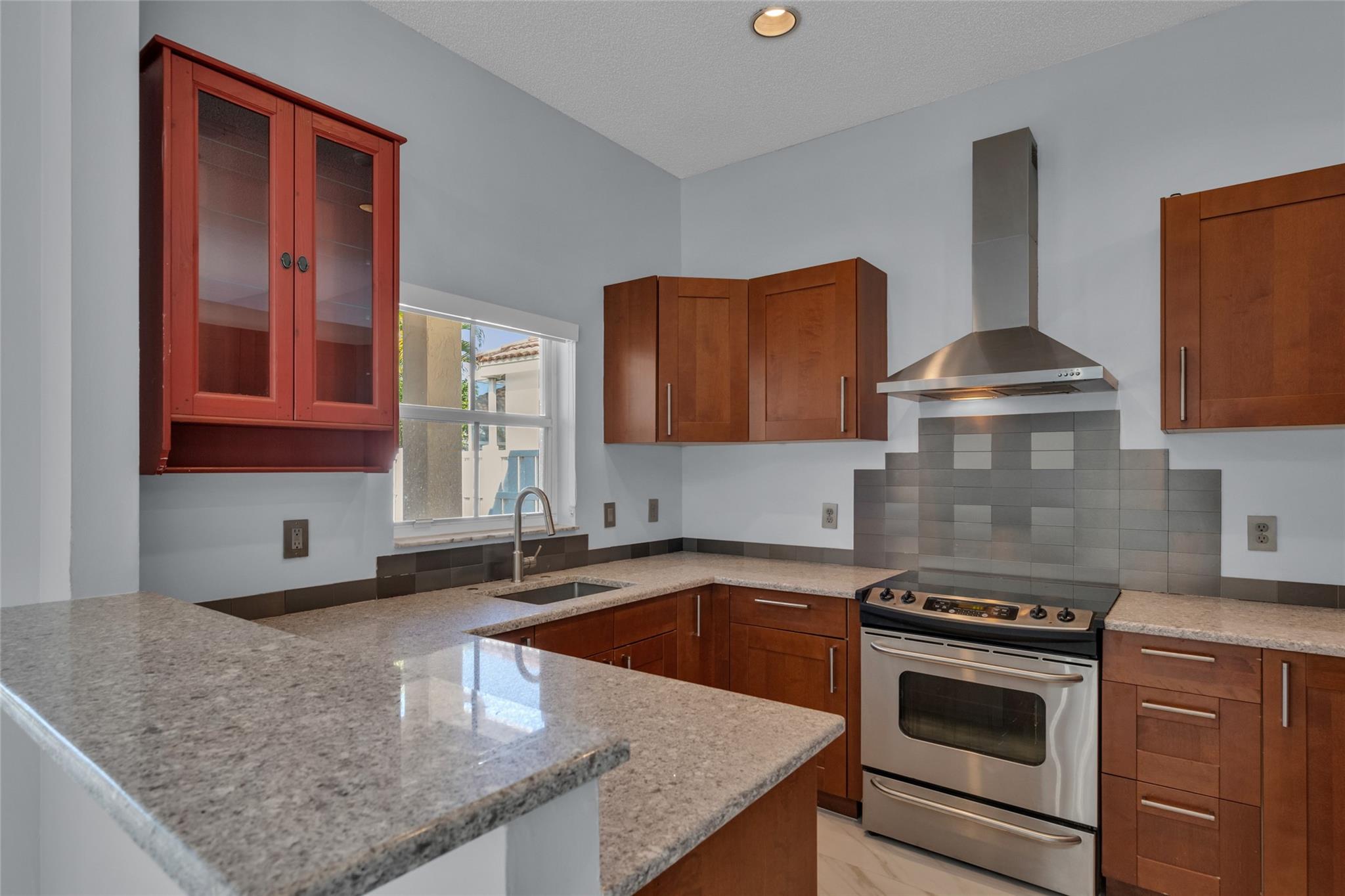 THE MEADOWS - Residential Lease