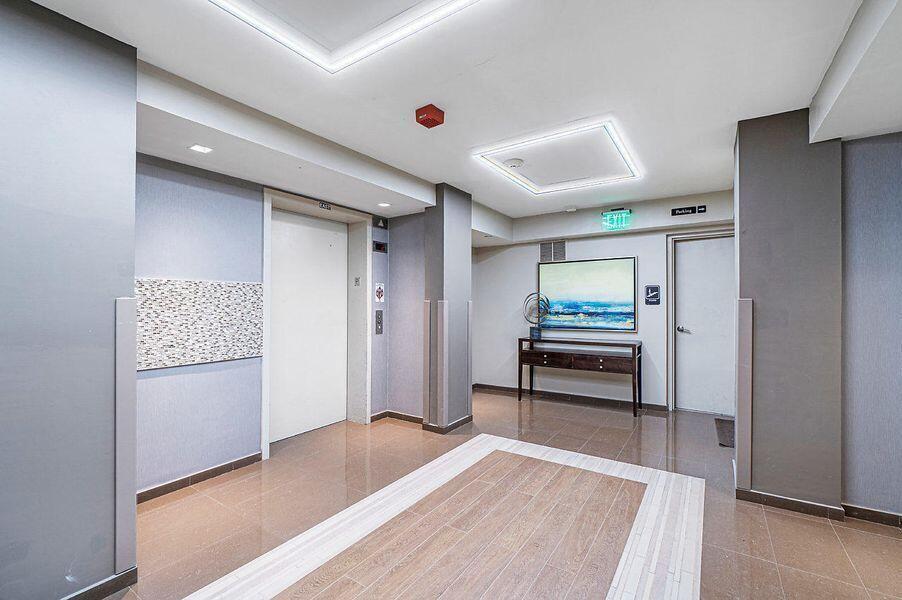 CLARENDON CONDO - Residential