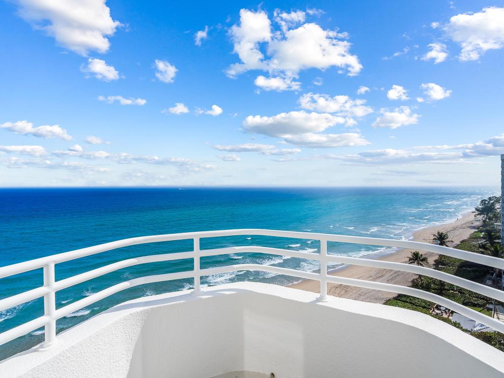 CLARENDON CONDO - Residential