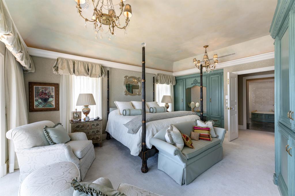 ONE ROYAL PALM WAY CONDO - Residential