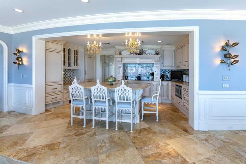 ONE ROYAL PALM WAY CONDO - Residential