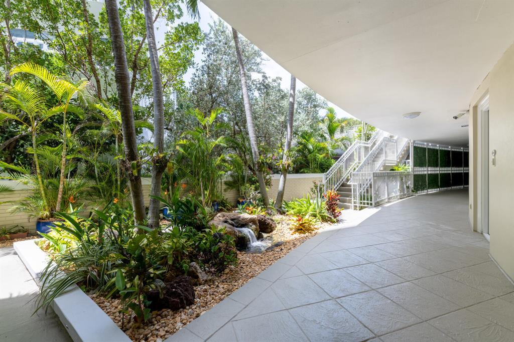 ONE ROYAL PALM WAY CONDO - Residential