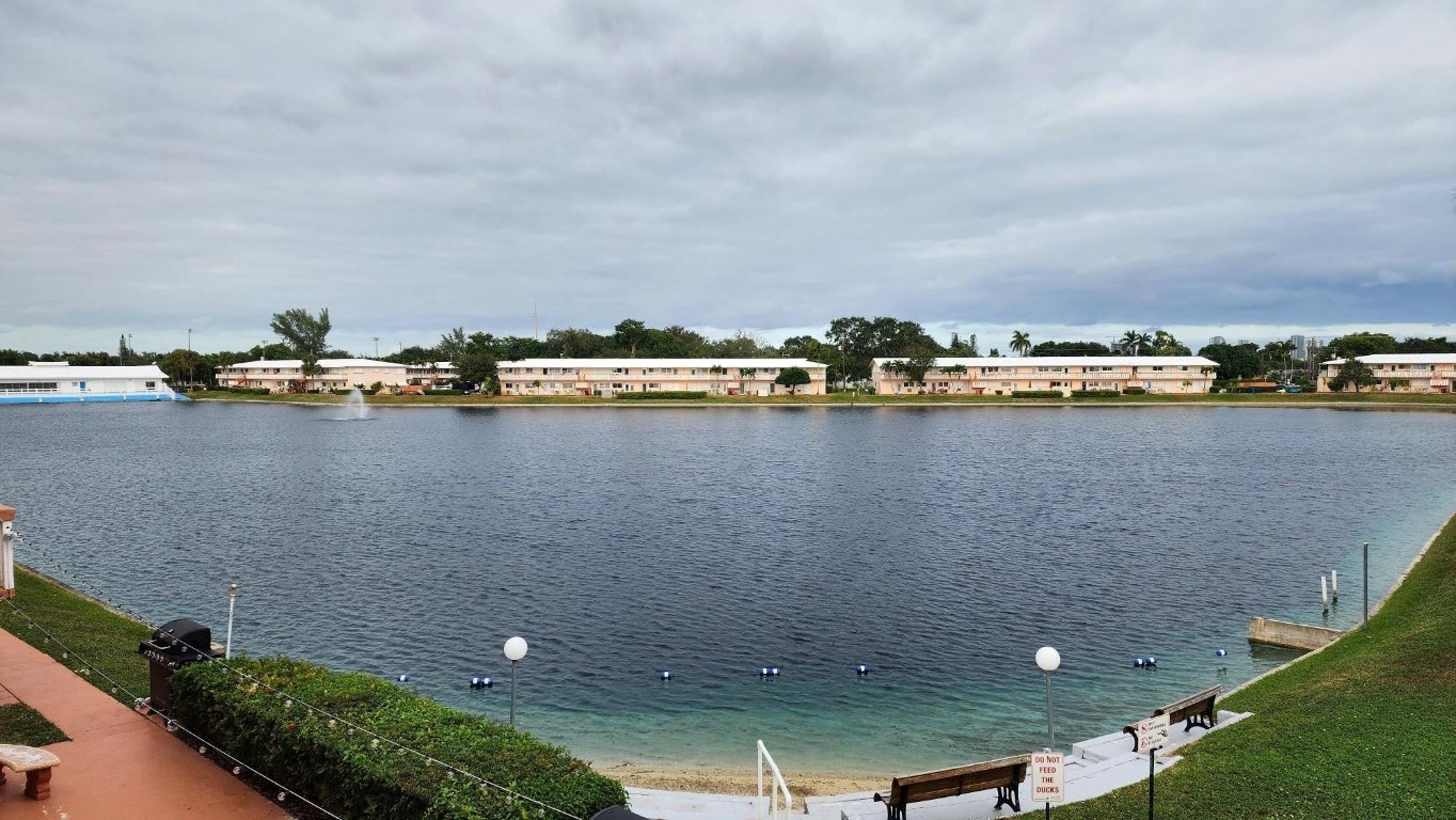 ROLEN LAKE GARDENS - Residential