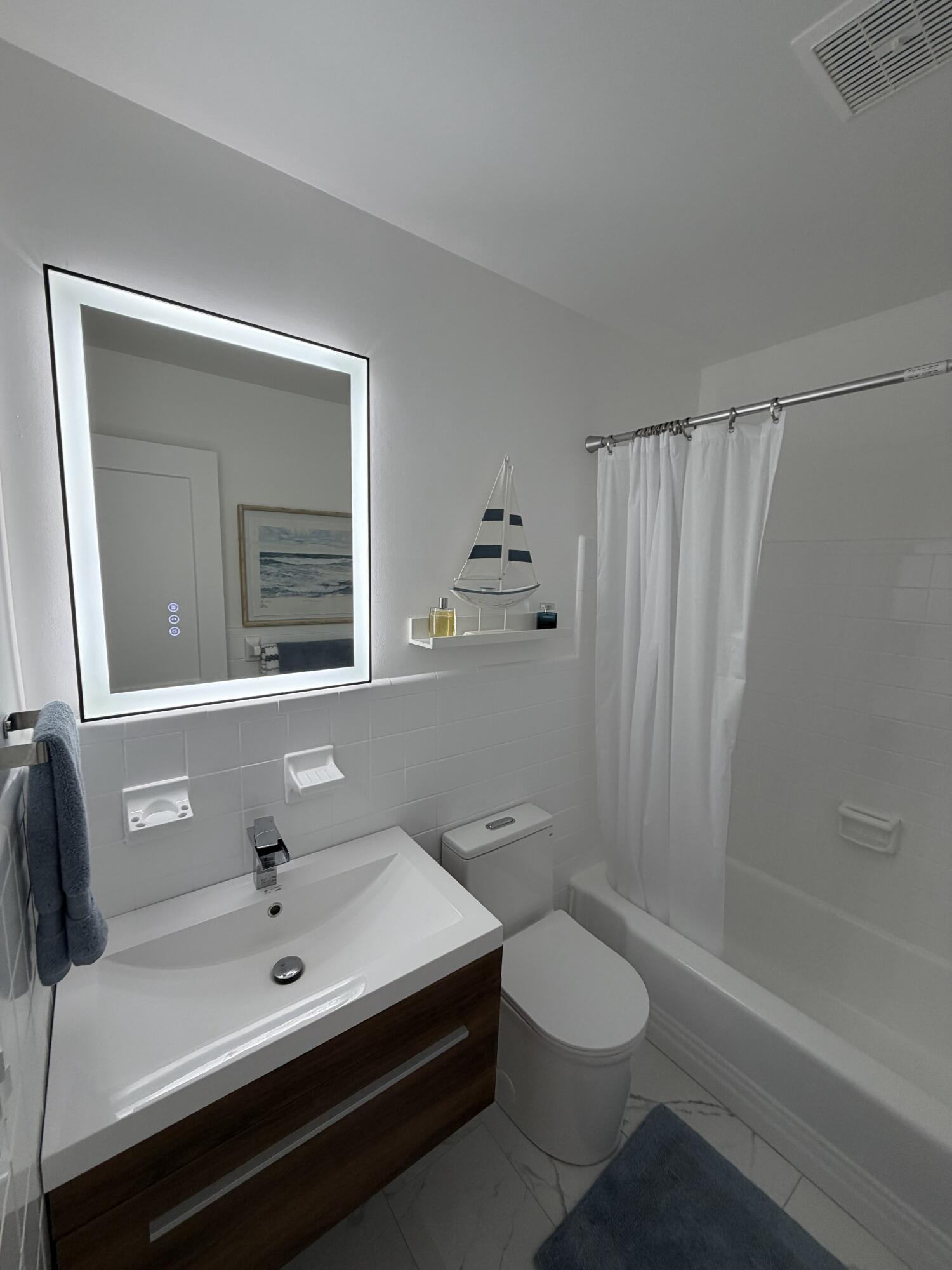 ROLEN LAKE GARDENS - Residential