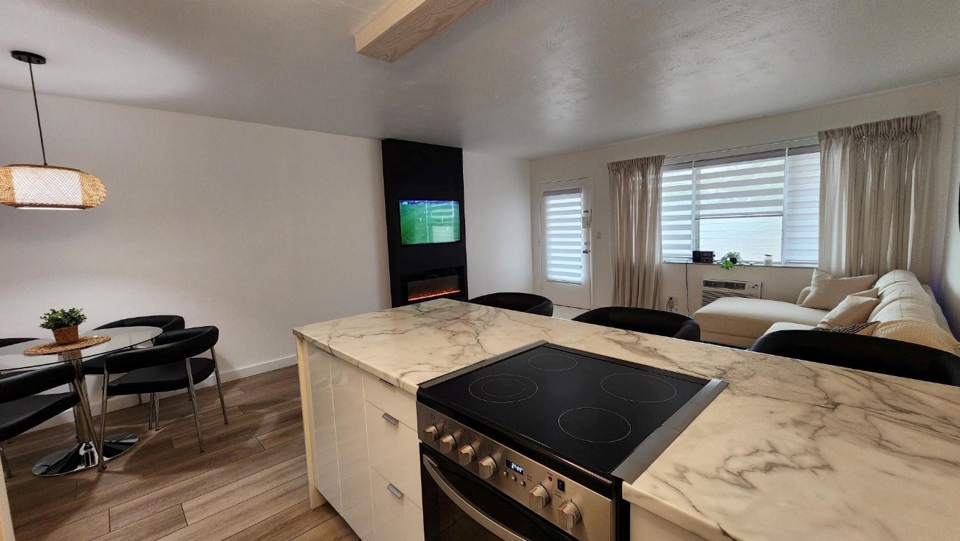 ROLEN LAKE GARDENS - Residential