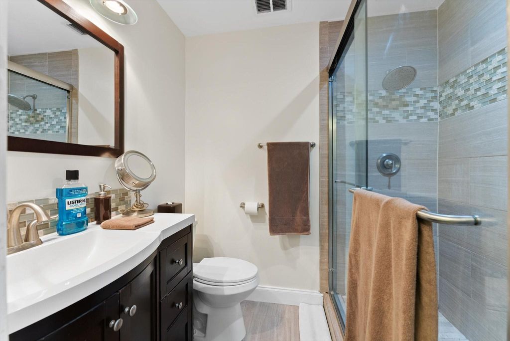 Photo of 3320 Simms Street #11C, Hollywood, FL 33021 (MLS # F10549471)