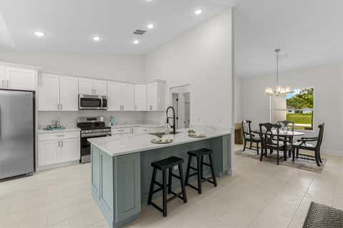 Tiny photo for 8216 104th Court, Vero Beach, FL 32967 (MLS # B26036299)