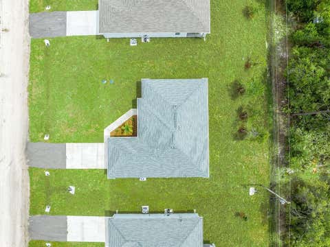 Tiny photo for 8216 104th Court, Vero Beach, FL 32967 (MLS # B26036299)