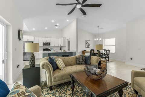 Tiny photo for 8216 104th Court, Vero Beach, FL 32967 (MLS # B26036299)