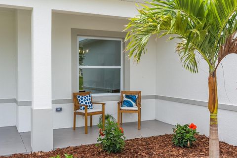 Tiny photo for 8216 104th Court, Vero Beach, FL 32967 (MLS # B26036299)