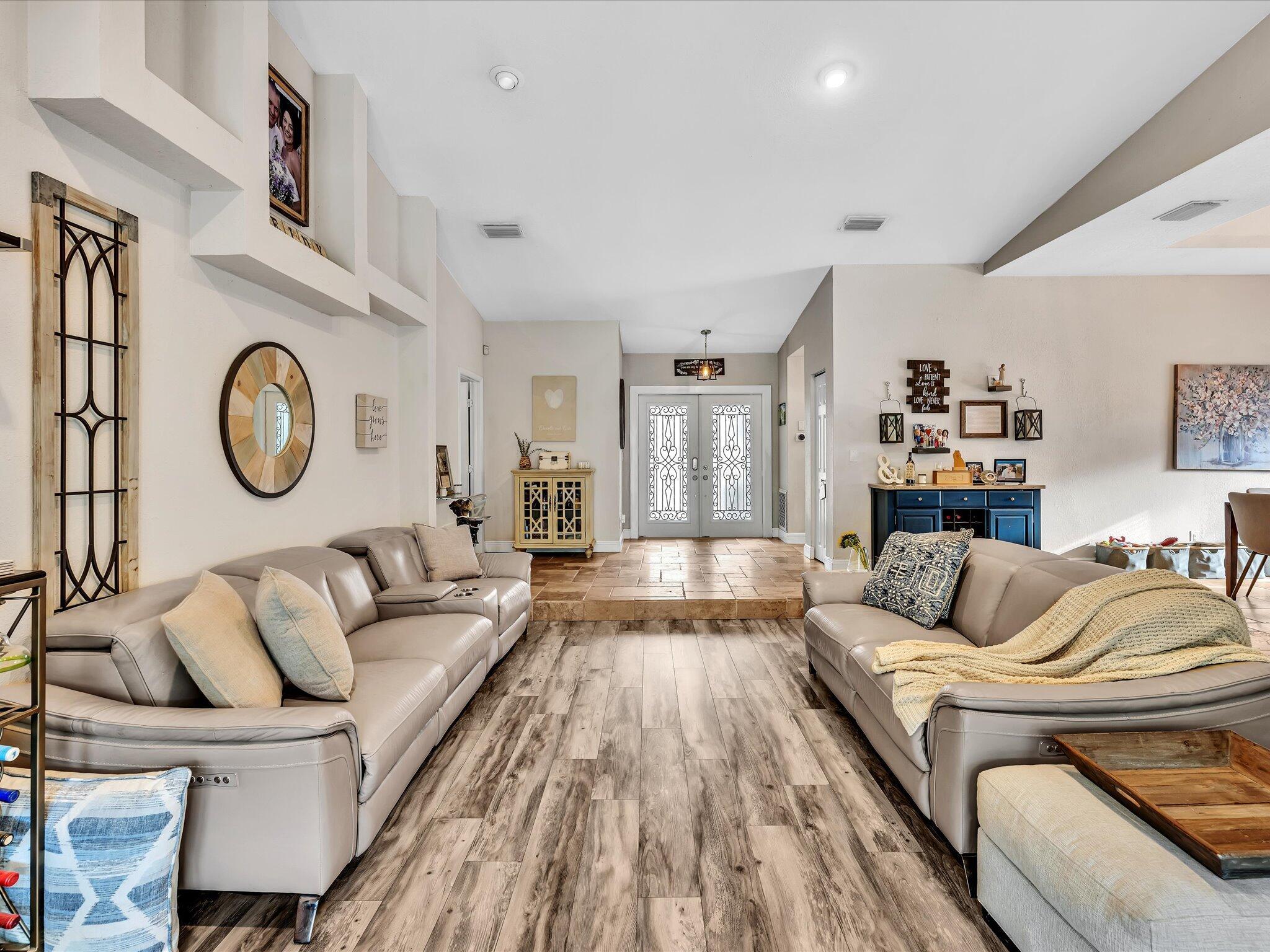 RIDGEVIEW - Residential