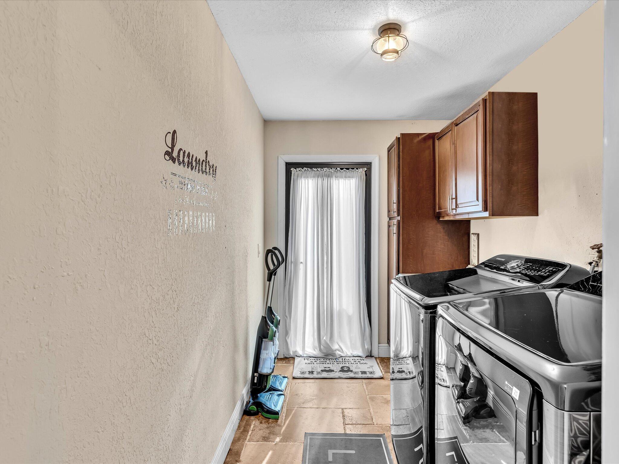 RIDGEVIEW - Residential