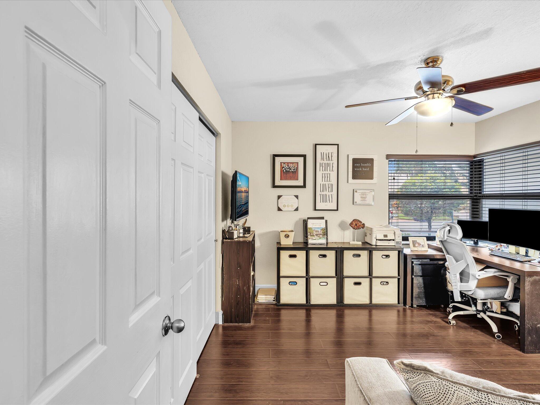 RIDGEVIEW - Residential