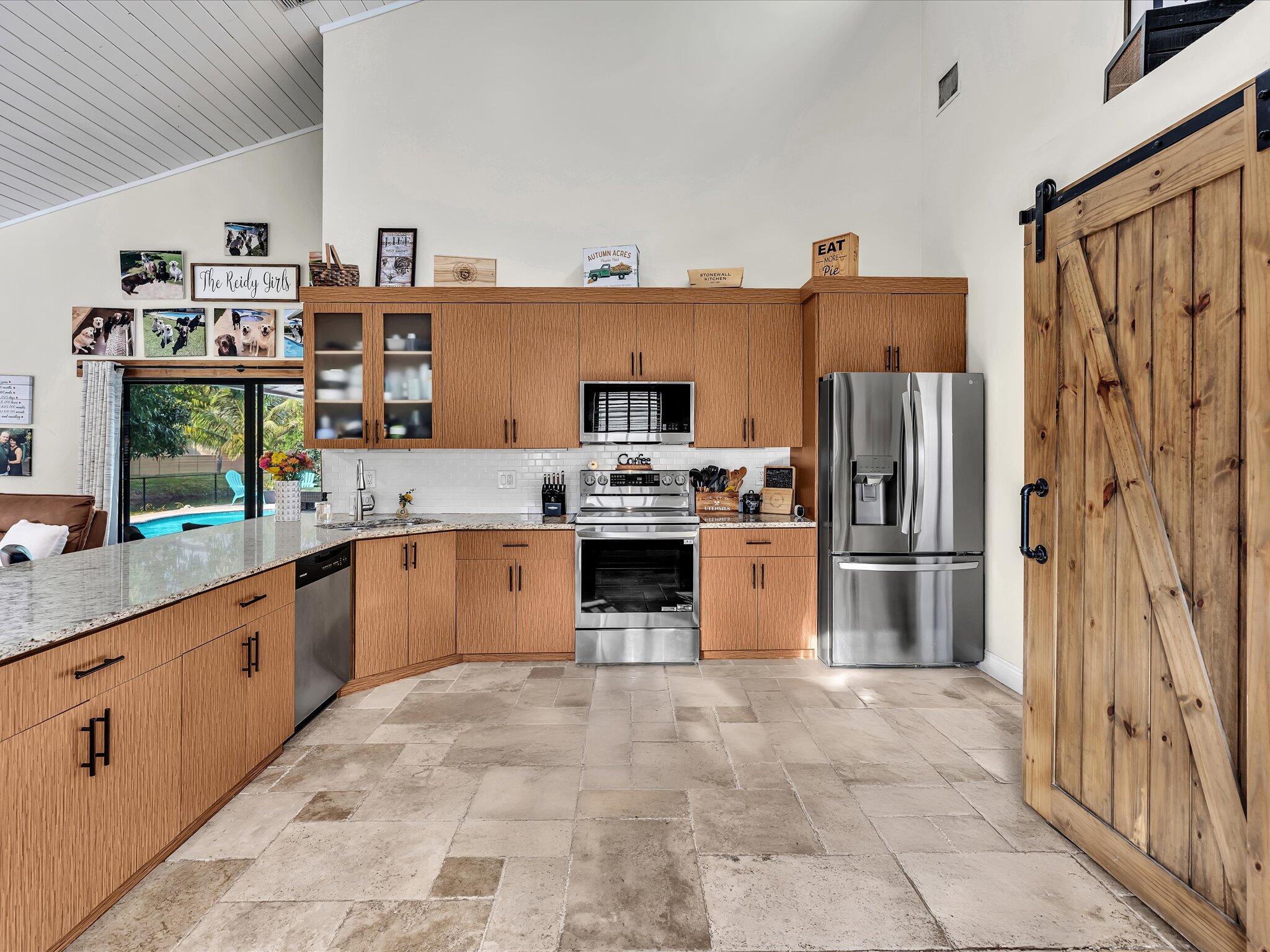 RIDGEVIEW - Residential