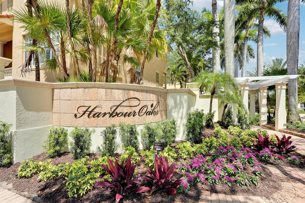 Photo of 2568 Gardens Parkway, Palm Beach Gardens, FL 33410 (MLS # R11120242)