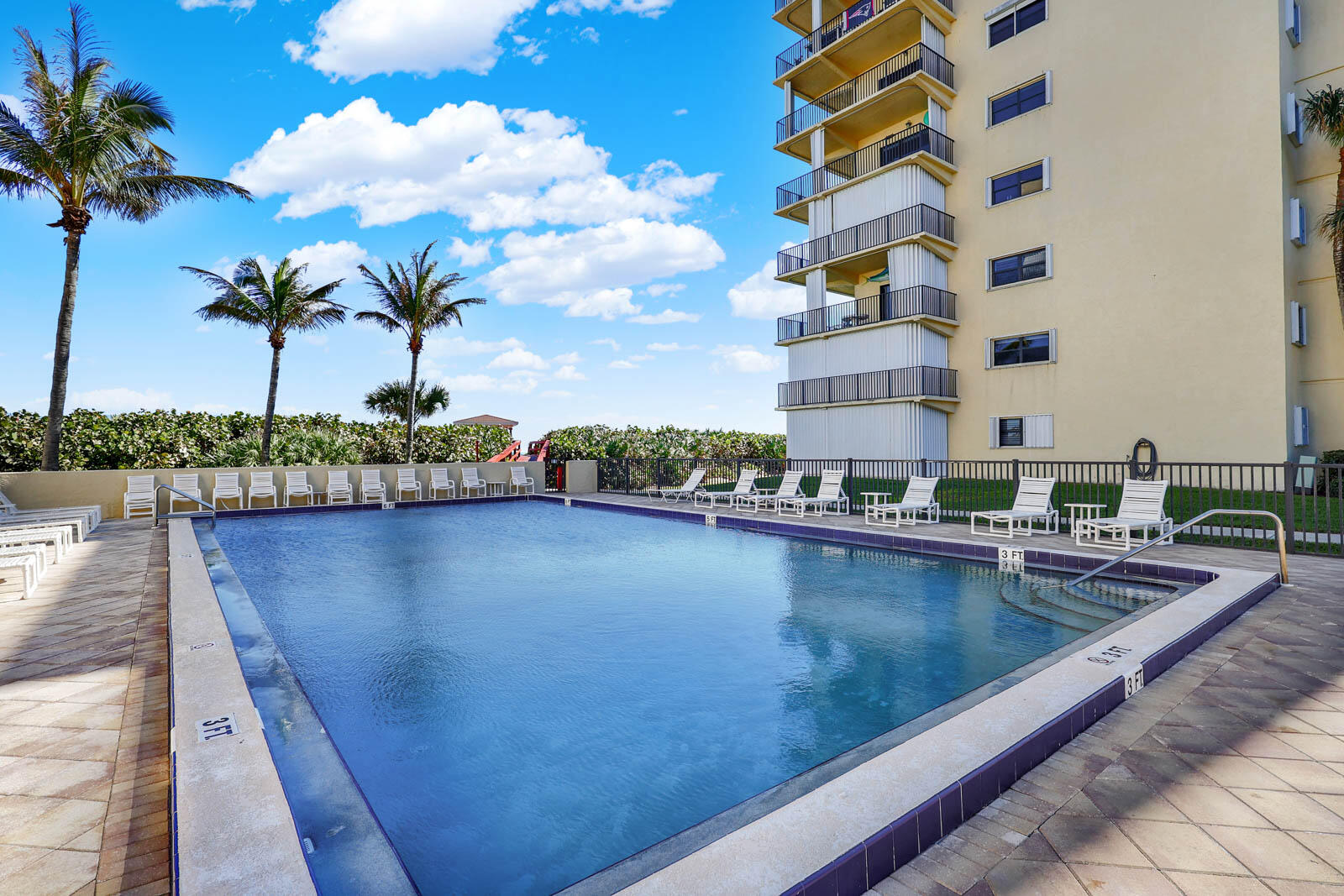 SAND DOLLAR SHORES CONDO B - Residential