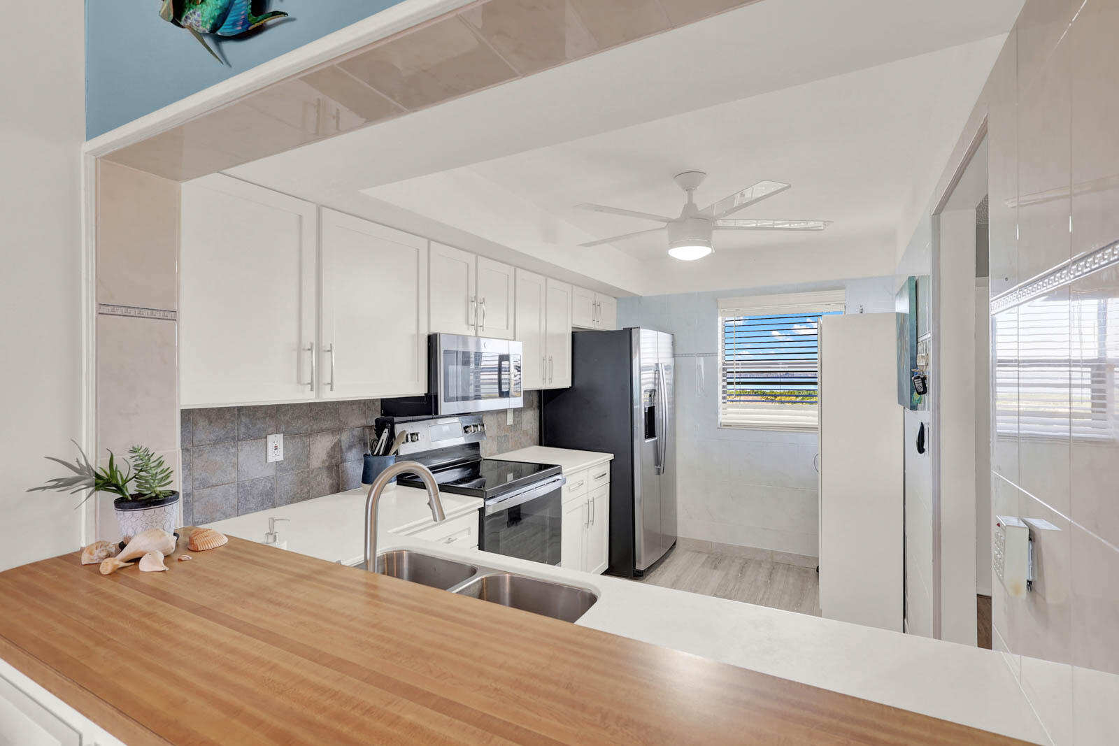 SAND DOLLAR SHORES CONDO B - Residential