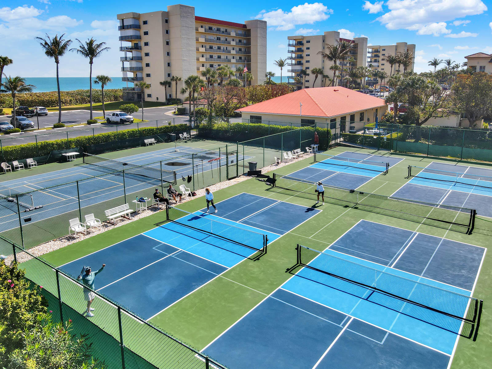 SAND DOLLAR SHORES CONDO B - Residential