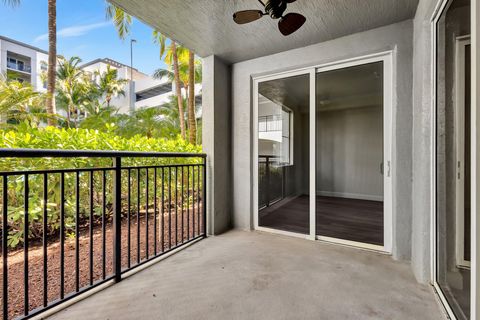 1660 Renaissance Commons Boulevard 2124 Boynton Beach FL 33426