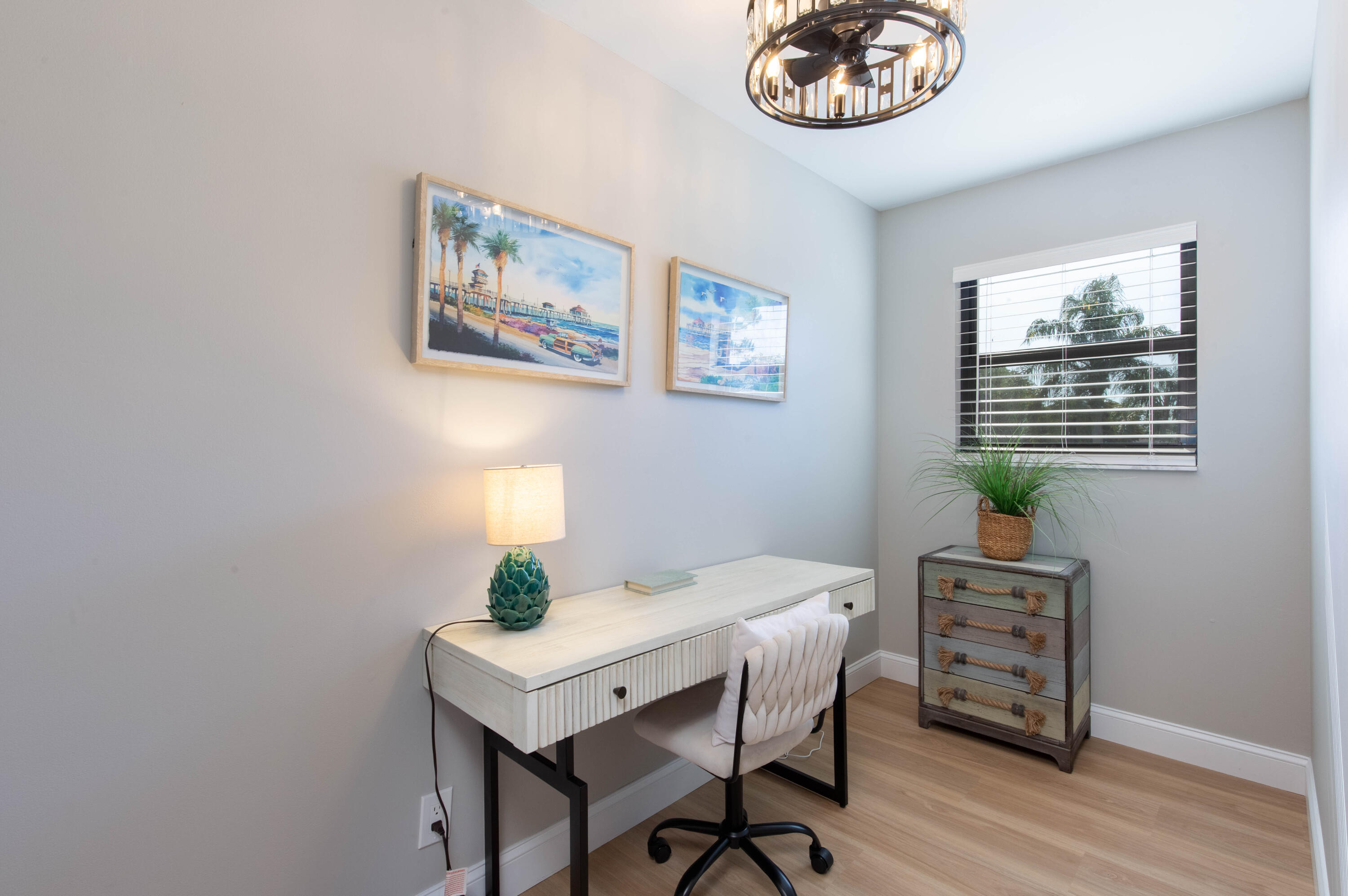 BEDFORD MEWS AT WELLINGTON - Residential Lease