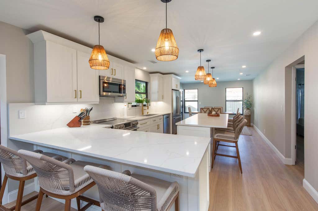 Photo of 2478 Bedford Mews Drive, Wellington, FL 33414 (MLS # B26028219)