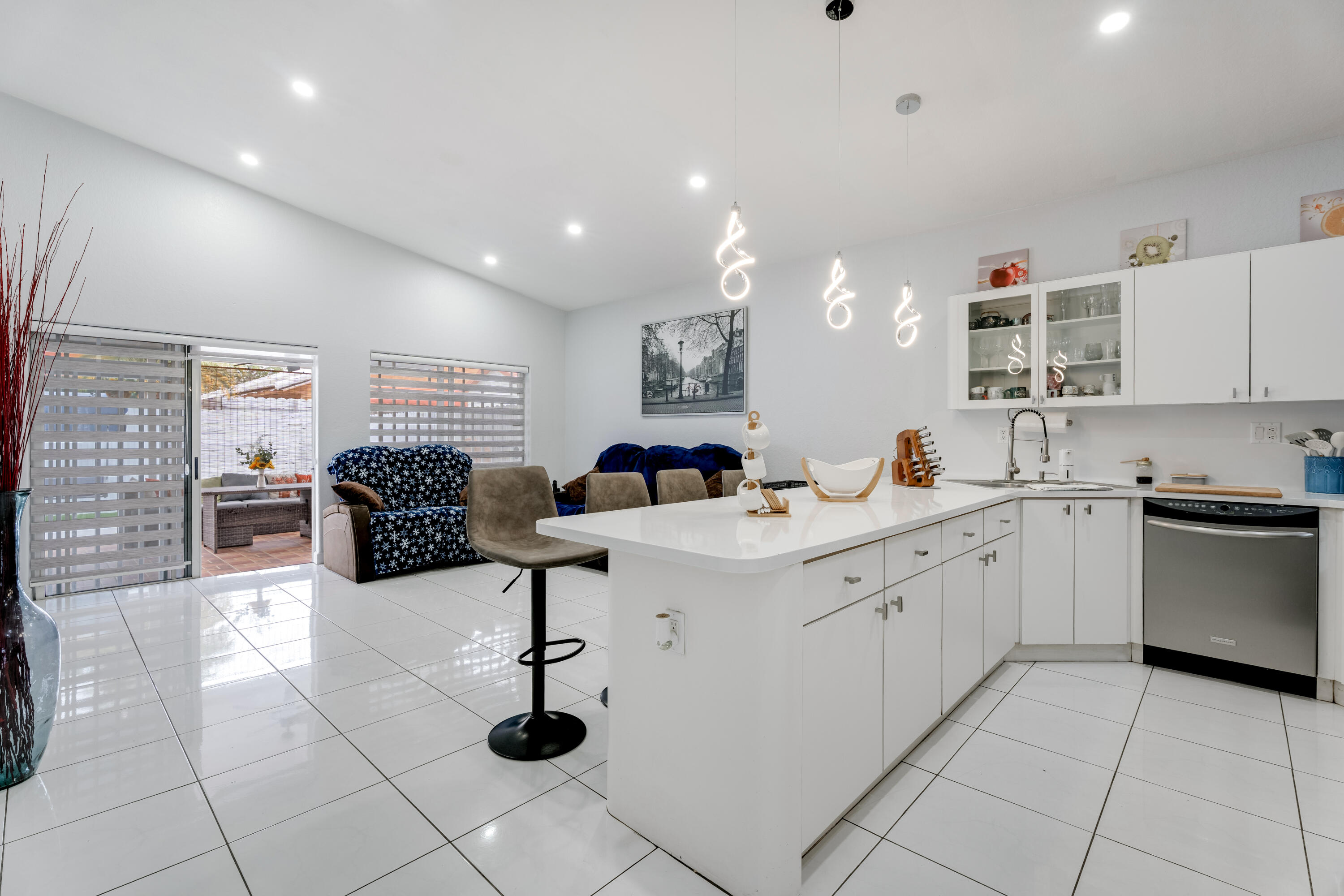 AVALON ESTATES - Residential