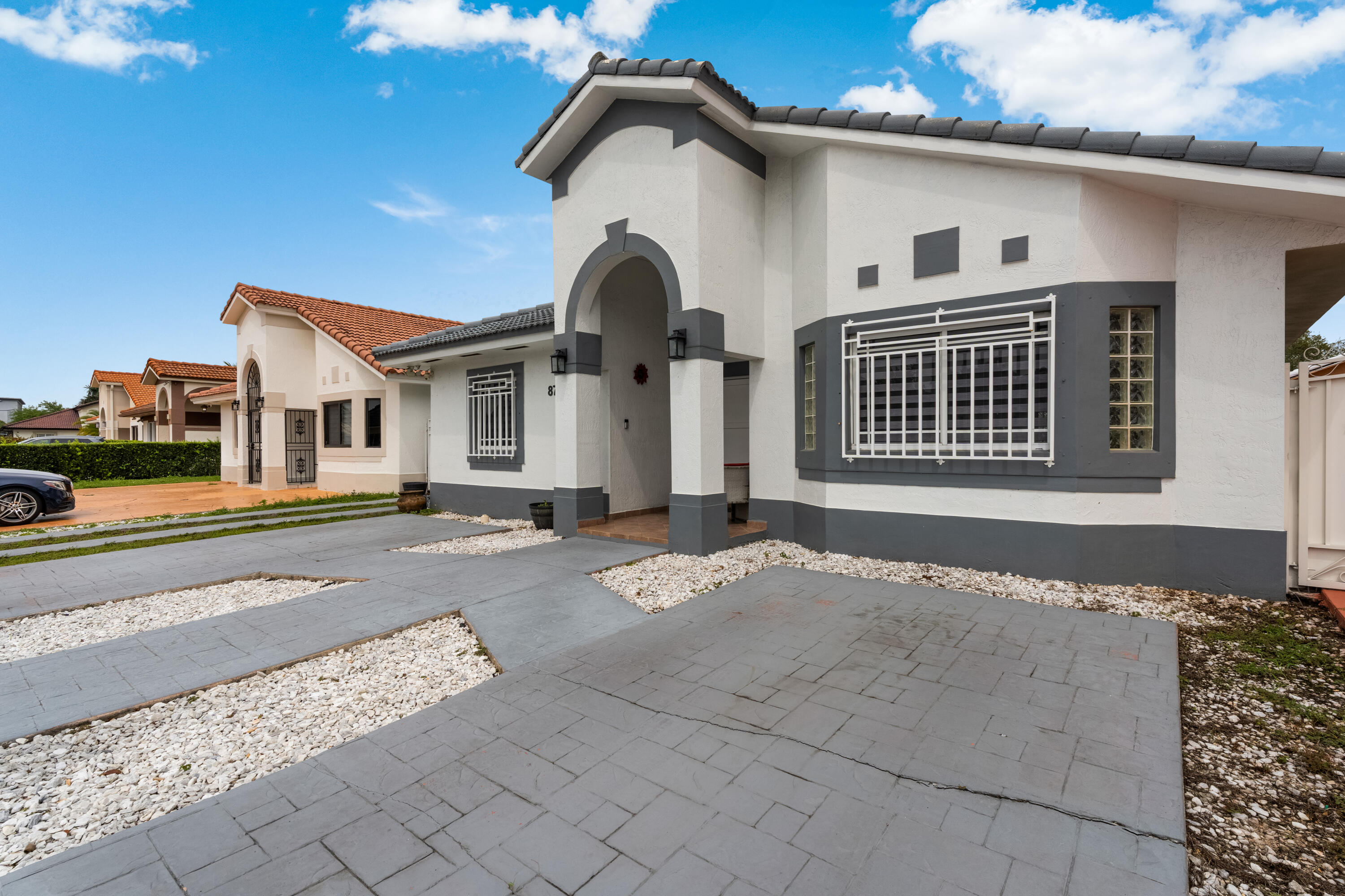 AVALON ESTATES - Residential