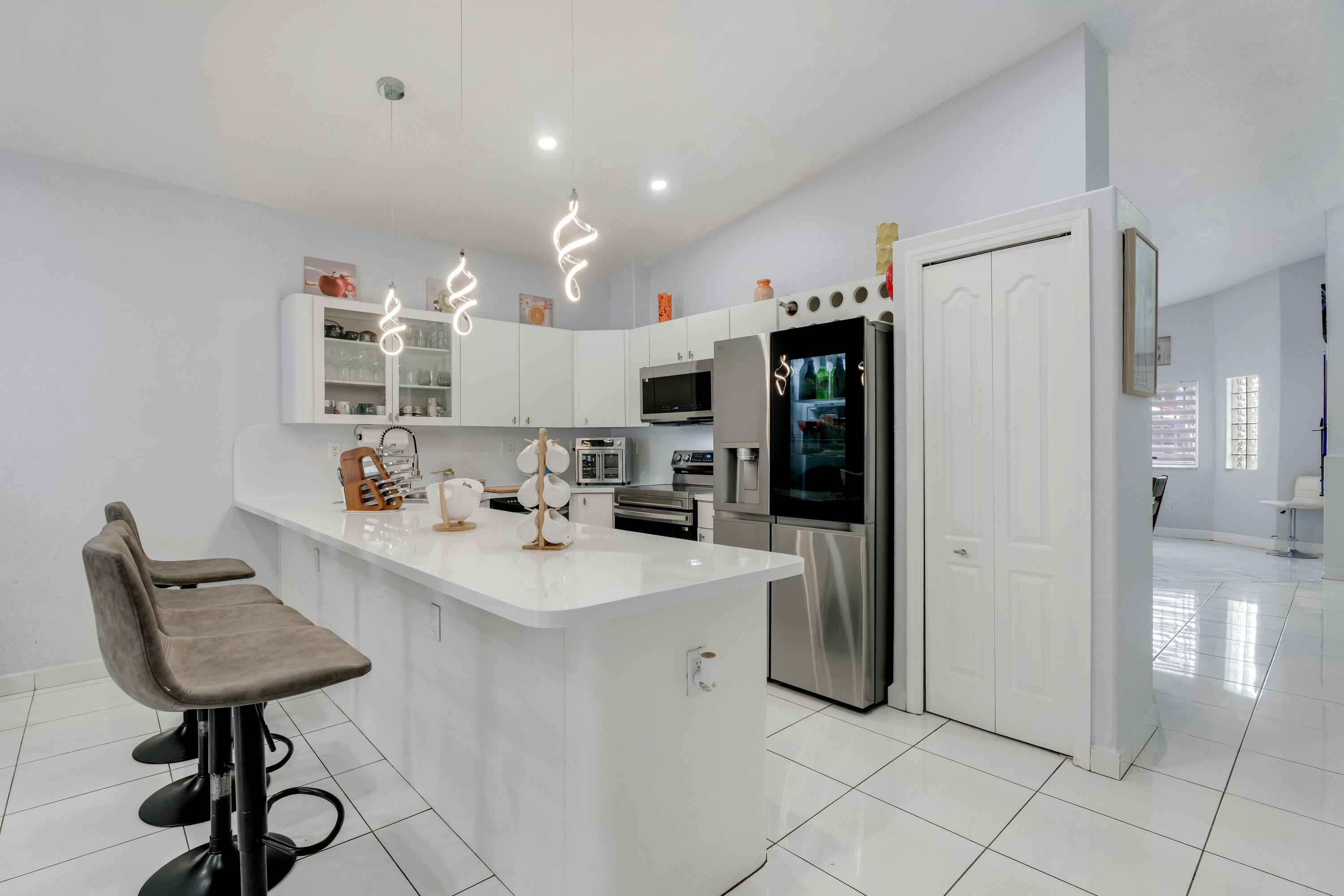 AVALON ESTATES - Residential