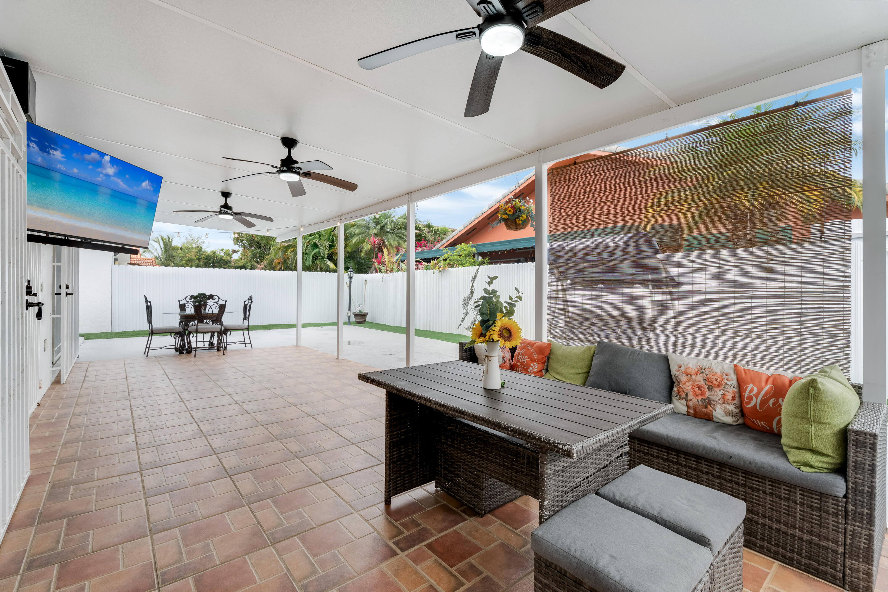 AVALON ESTATES - Residential