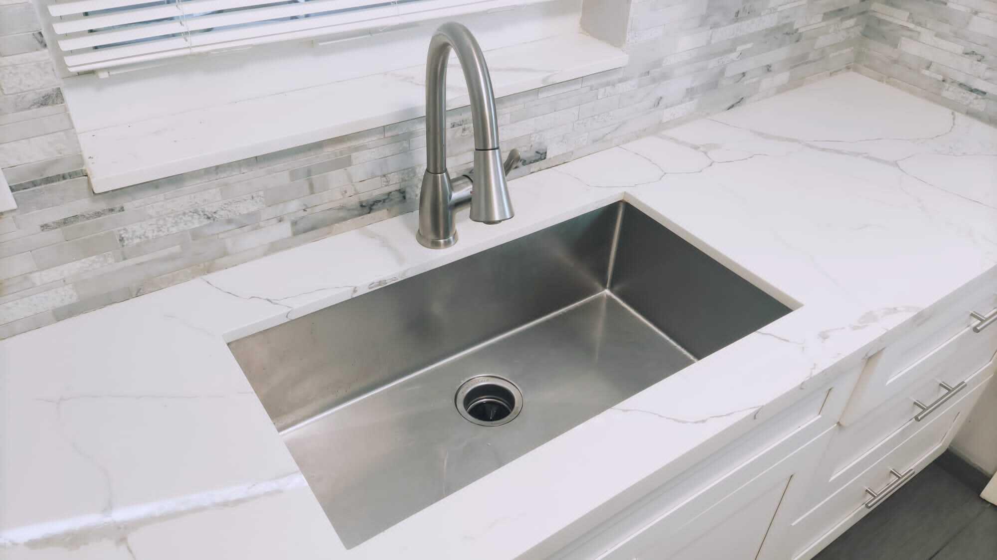 HAMPTON COURT CONDO - Residential Lease