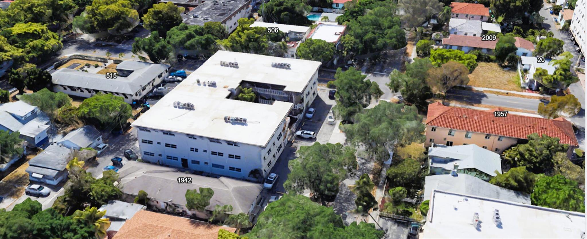 HAMPTON COURT CONDO - Residential Lease