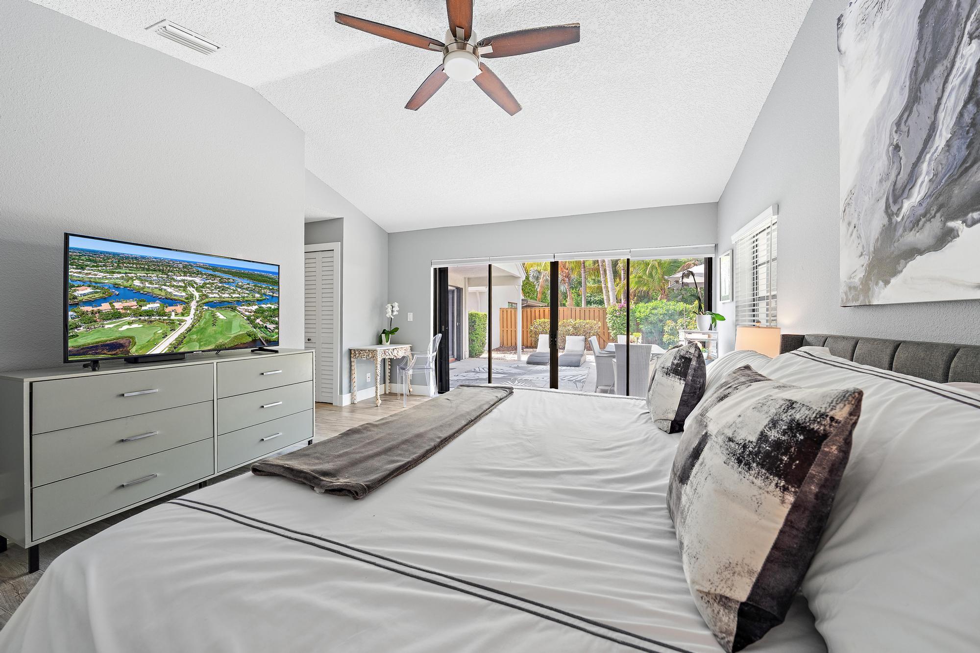 CRYSTAL POINTE PL 5 - Residential